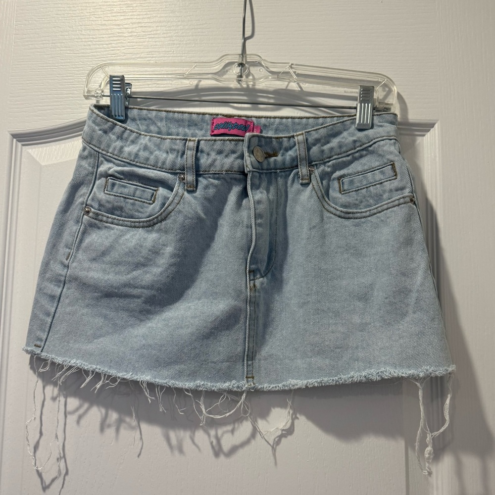 Edikted Jessie denim mini skirt in light blue, XS